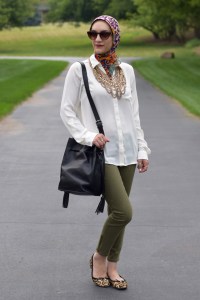 A Day In The Lalz; Pre-Fall; Transitioning to Fall Fashion; Style; Fashion Blog; Olive Pants; Baublebar; Courtney Bib; Bucket Bag; Leopard Flats