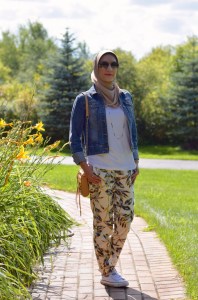 A Day In The Lalz; Printed Pants; J. Crew; Summer Style; Modesty; Fashion; Hijab
