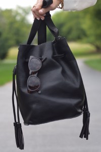 A Day In The Lalz; Pre-Fall; Transitioning to Fall Fashion; Style; Fashion Blog; Olive Pants; Baublebar; Courtney Bib; Bucket Bag; Leopard Flats