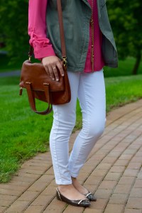 A Day In The Lalz; Transitioning To Fall Fashion; Fashion Blog; Modesty; The Limited; Green Vest; Pink;
