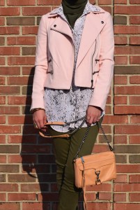 A Day In The Lalz; Fall Fashion; Banana Republic; Pink and Olive; Fashion Blogger; Modesty; Hijabi; Vela Zipper Edge Scarf; Karen Walker Super Dupe Sunglasses; Rebecca Minkoff Handbag; Style Inspiration