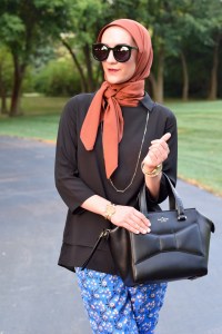 A Day In The Lalz; J. Crew Vintage Scarf Print Pant; Fall Fashion; Hijab Style; Fashion Blogger; Karen Walker Super Dupe; Kate Spade Beau Bag; 