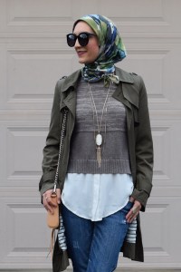 A Day In The Lalz; Fashion Blog; Fall Trends; Fashion Style; Fashion Trends; Fall Fashion; Olive Trench Coat; Boyfriend Jeans; Karen Walker Super Duper; Sweater; Kendra Scott Necklace