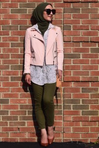 A Day In The Lalz; Fall Fashion; Banana Republic; Pink and Olive; Fashion Blogger; Modesty; Hijabi; Vela Zipper Edge Scarf; Karen Walker Super Dupe Sunglasses; Rebecca Minkoff Handbag; Style Inspiration