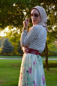 A Day In The Lalz; Sweater and Maxi Skirt; Fall Fashion; Chicwish Floral and Frill Maxi Skirt; Anthropologie Crop Sweater; Booties; Fall Style; Modest Fashion; Fashion Blog