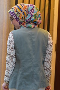 A Day In The Lalz; Fashion Blog; Modesty; Lace Top; Modest Lily; Fall Style; Olive Vest; Hijabi