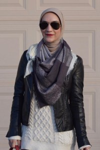 A Day In The Lalz; Cable Knit Sweater; Black Leather Jacket; Red Edie Handbag; Leather Leggings; Black Ray-Ban; Winter Look; Layers; Hijab Fashion; Haute Hijab Scarf; Modest Fashion; Hijabi; Fashion Blogger; Modest Style