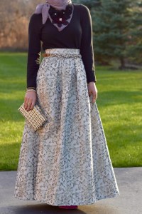 A Day In The Lalz; Holiday Party Look; Veilure Cotoure; Modest Fashion; Hijab Fashion; Fashion Blogger; Ball Gown Skirt; Holiday Outfit Ideas; Gold and Black