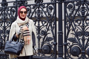A Day In The Lalz; Winter Cape Style; How to Style a Cape; Modest Fashion; Fashion Blogger; NYC; Streetstyle; Burberry Scarf and Gloves; Leather Leggings; Kate Spade Beau Bag; Hijabi Fashion 