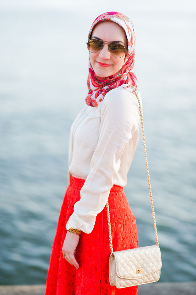 A Day In The Lalz Fashion Blog, Banana Republic Red Lace Midi Skirt, Hijabi Fashion Blog, Baltimore, Canton Waterfront Park, Hijabi Style, Spring Skirt Style, Stuart Weitzman Nude Heel