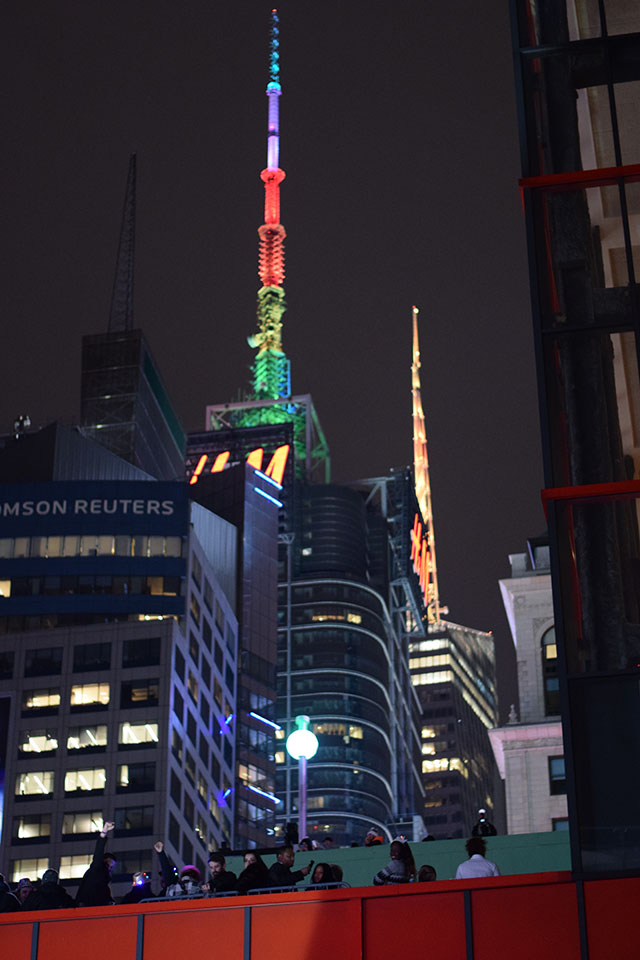 AMC Times Square NYE Mega-Plex Party-NYE in NYC-Review of New Year's Eve Party in NYC