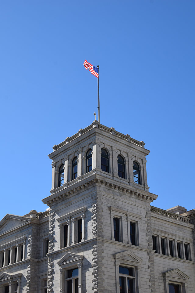 Charleston Travel Diary, Travel Blog, Vendue Hotel, Toast, Callie's Hot Little Biscuits, High Cotton Brunch, Dining in Charleston, Blossom, Eli's Table Dinner, Fleet Landing Lunch, Xiao Bao Biscuit, Sullivan's Island, Charleston travel fashion, Fashion blogger, biking in Charleston, what to wear in Charleston