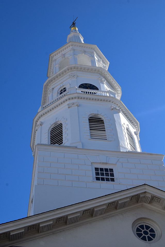 Charleston Travel Diary, Travel Blog, Vendue Hotel, Toast, Callie's Hot Little Biscuits, High Cotton Brunch, Dining in Charleston, Blossom, Eli's Table Dinner, Fleet Landing Lunch, Xiao Bao Biscuit, Sullivan's Island, Charleston travel fashion, Fashion blogger, biking in Charleston, what to wear in Charleston