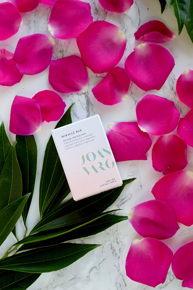 Joanna Vargas Miracle Bar-activated charcoal-skincare-carcoal soap-beauty blog