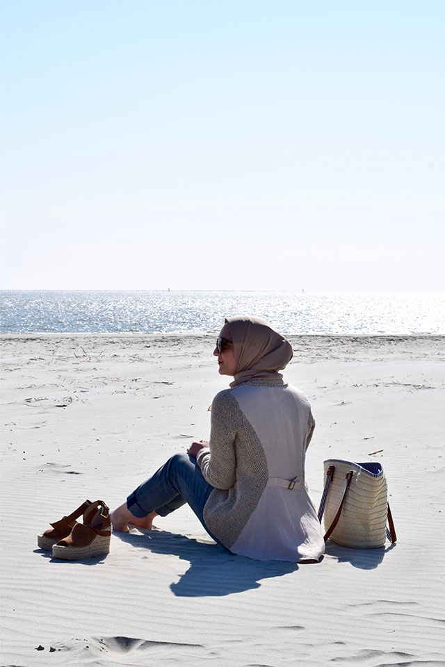 Charleston Travel Diary, Travel Blog, Vendue Hotel, Toast, Callie's Hot Little Biscuits, High Cotton Brunch, Dining in Charleston, Blossom, Eli's Table Dinner, Fleet Landing Lunch, Xiao Bao Biscuit, Sullivan's Island, Charleston travel fashion, Fashion blogger, biking in Charleston, what to wear in Charleston