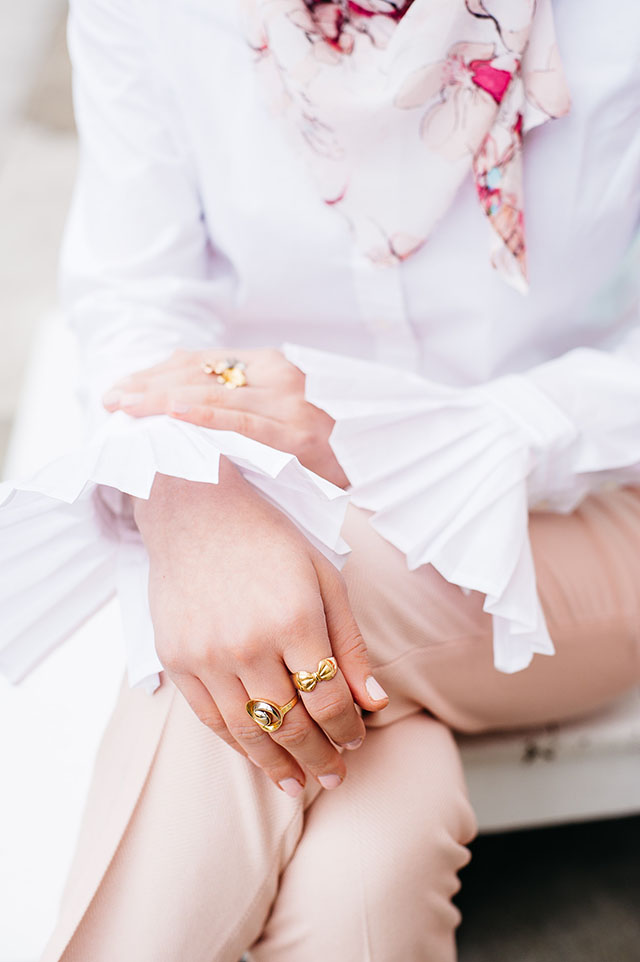 Valtine's Day outfit, Pink Pants, Fells Point Baltimore, Pastel Color Row Houses, Banana Republic Riley-Fit White Pleated Cuff Shirt, Ryan-Fit Luxe Brushed Twill Herringbone Pant, Pink Ted Baker Clutch, Floral pink heels, MAC Girl About Town Lipstick, Hijab Fashion