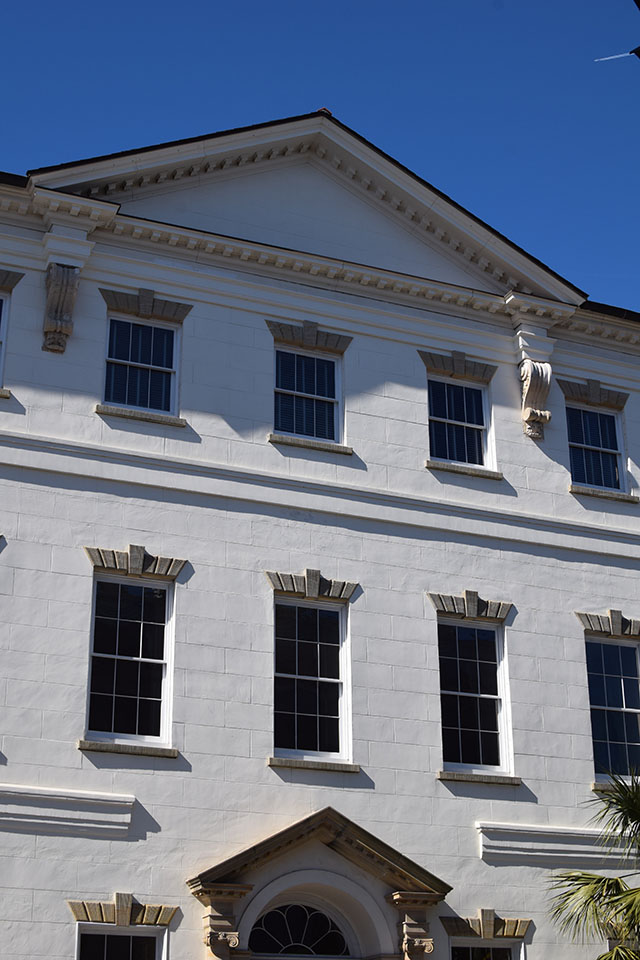 Charleston Travel Diary, Travel Blog, Vendue Hotel, Toast, Callie's Hot Little Biscuits, High Cotton Brunch, Dining in Charleston, Blossom, Eli's Table Dinner, Fleet Landing Lunch, Xiao Bao Biscuit, Sullivan's Island, Charleston travel fashion, Fashion blogger, biking in Charleston, what to wear in Charleston