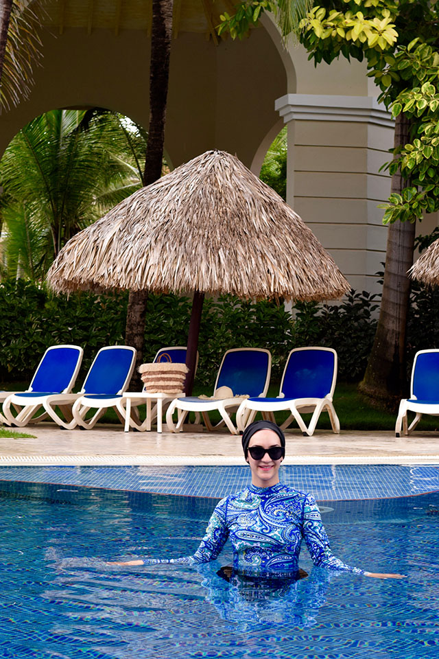 Modest Swimwear-Hijabi Swimsuit-Rash Guard-Coolibar-Dominican Republic-Modest Swimming-Modest Fashion