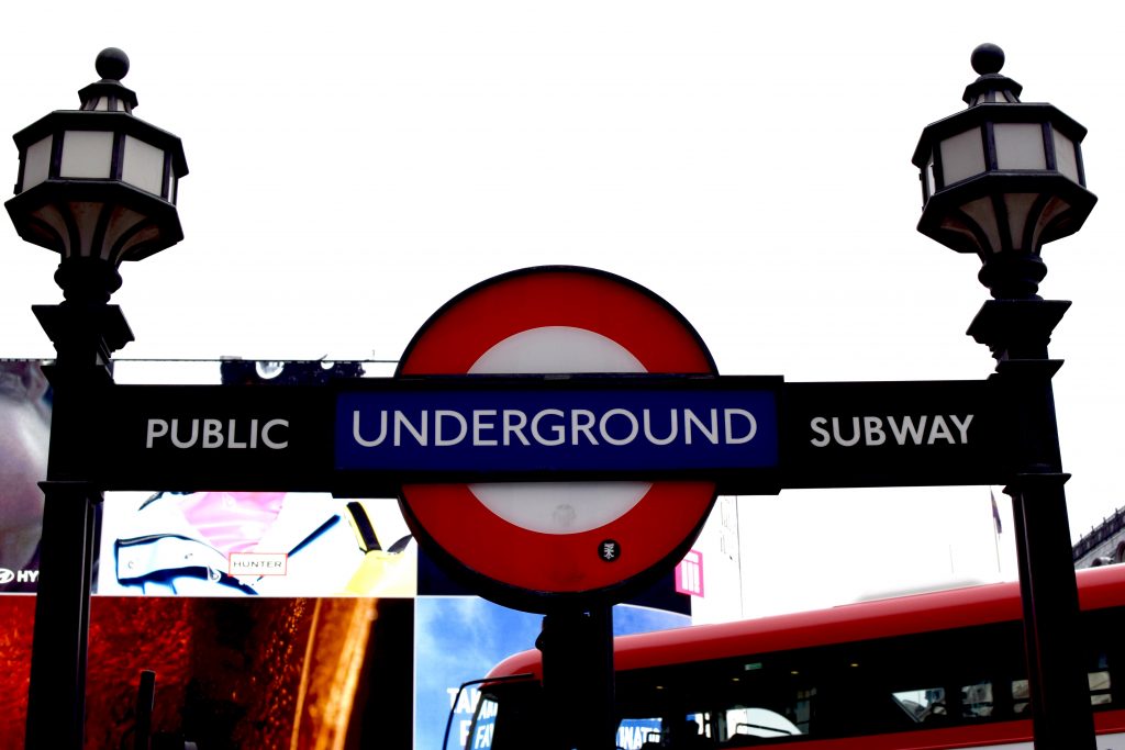 Piccadilly-Travel-Blog-London-Blogger-Lalz-Travel Guide to London